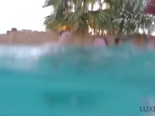 Busty BBW Lexxxi Luxe and BBW Friend Play Underwater in Pool