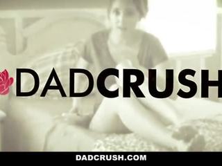 Dadcrush - suviliojo iki slutty žingsnis dukra