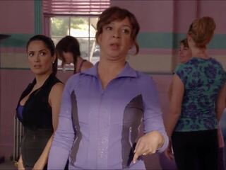 Salma hayek maya rudolph maria bello - në moshë martese ups 2: xxx video 44