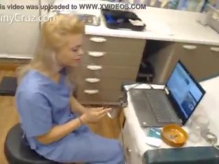 Destiny cruz kui üleannetu nurse&excl;