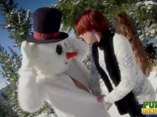 Publichandjobs แบรน de lafey hugs frosty the snowman ในขณะที่ stranded ใน the mountains เพศ ฟิล์ม วีดีโอ