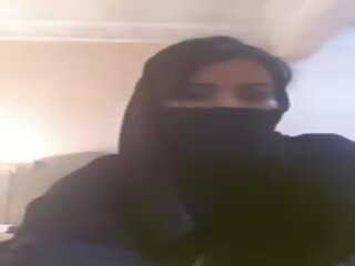 Arabo donne in hijab mostra suo tette, x nominale film a6