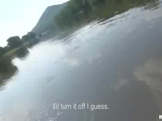 מוצצת זין ב ה סירה וידאו