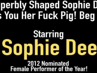 Superbly shaped sophie dee åpner du henne faen pig! beg nå!