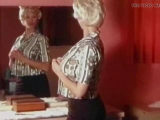 Que sera sera -vintage 60s veliko oprsje blondinke undresses: x ocenjeno film 66
